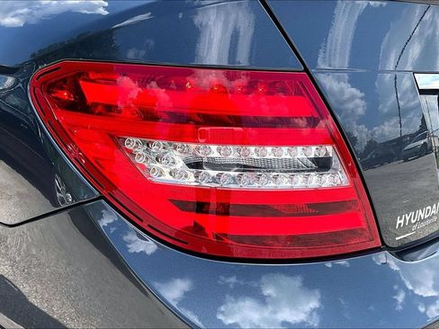 Used 2014 Mercedes-Benz C 300 4MATIC Sedan image 29