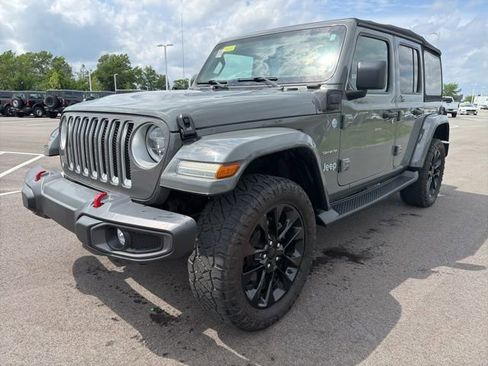 Used 2021 Jeep Wrangler Unlimited Sahara w/ Cold Weather Group AWD/4WD image 2
