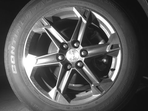 Used 2025 Chevrolet Blazer LT FWD image 13