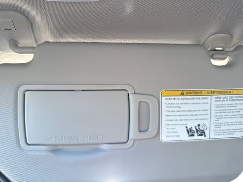 Certified 2023 Nissan Rogue SV image 24