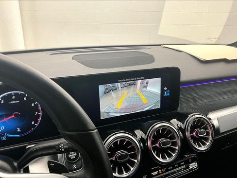 Certified 2022 Mercedes-Benz GLB 250 image 29
