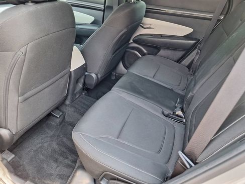 Certified 2022 Hyundai Tucson SE FWD image 11