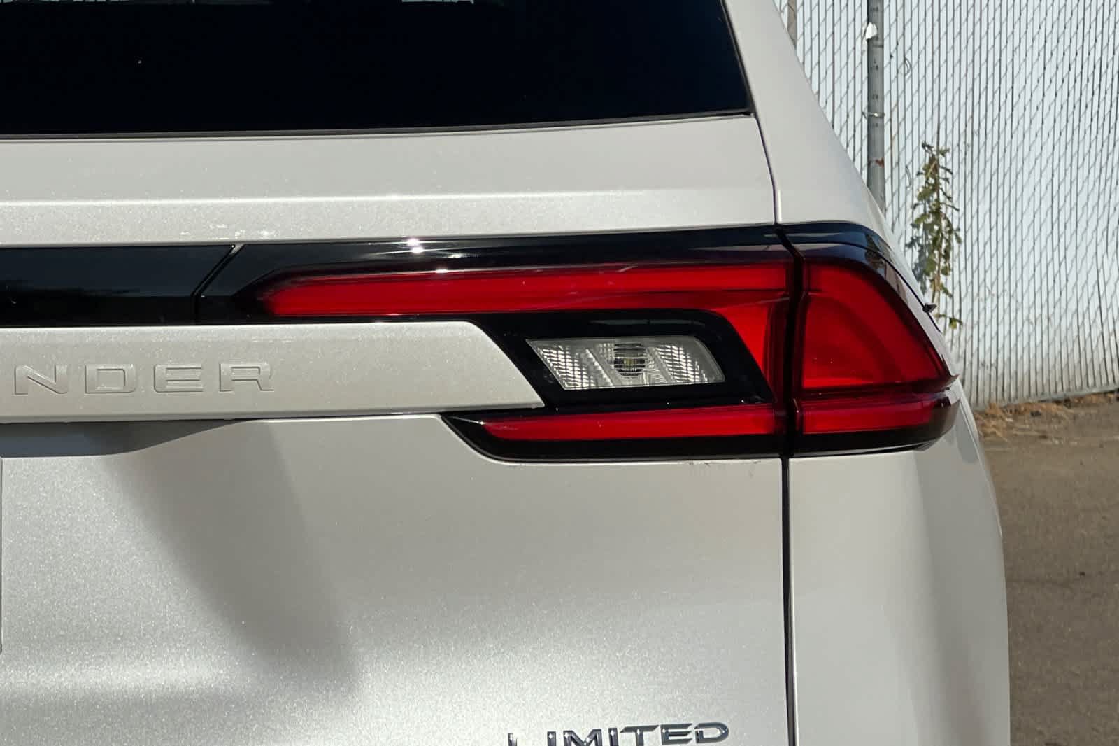 Certified 2026 Toyota Grand Highlander AWD Hybrid image 21