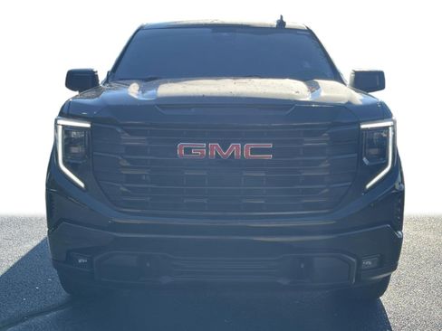 Used 2023 GMC Sierra 1500 Elevation image 25