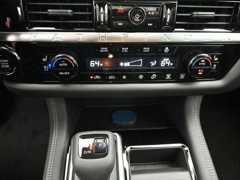 New 2026 Nissan Pathfinder Platinum AWD/4WD image 19