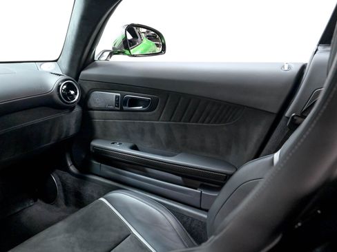 Used 2018 Mercedes-Benz AMG GT R Coupe image 15