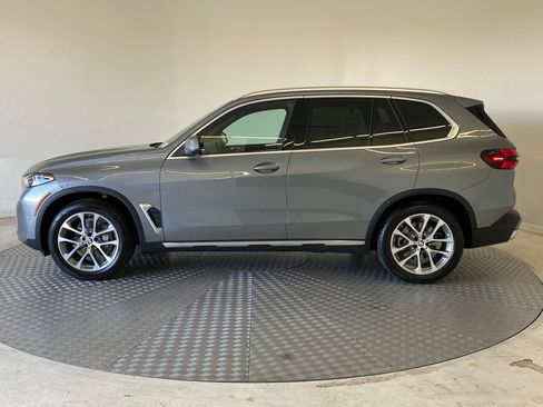 New 2026 BMW X5 xDrive40i image 2