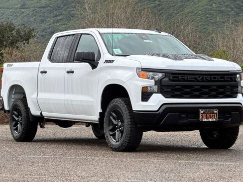 New 2026 Chevrolet Silverado 1500 Custom Trail Boss w/ Dark Appearance Package AWD/4WD image 2