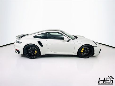 Used 2022 Porsche 911 Turbo S image 5