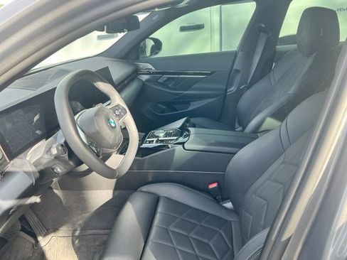 Used 2025 BMW 530i 530i image 3