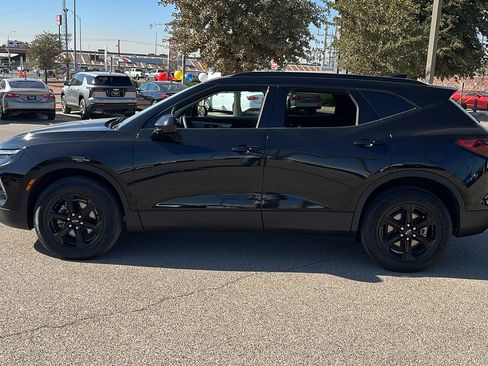 Certified 2024 Chevrolet Blazer LT w/ Midnight/Sport Edition image 4