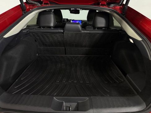 Used 2025 Toyota Prius Limited w/ Limited Premium Package FWD image 27