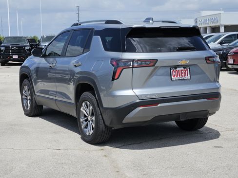 New 2026 Chevrolet Equinox LT FWD image 5