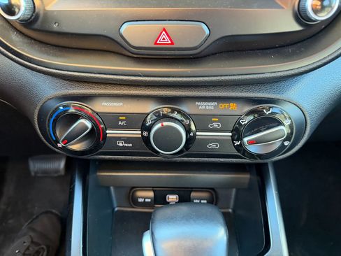 Used 2020 Kia Soul X-Line FWD image 19