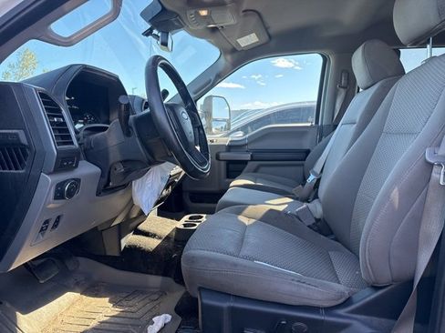 Used 2019 Ford F150 XLT w/ Equipment Group 302A Luxury image 5