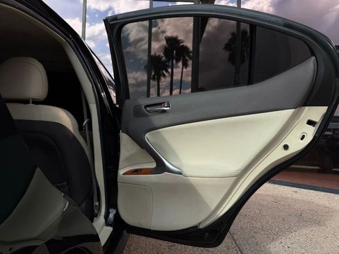 Used 2009 Lexus IS 250 image 33