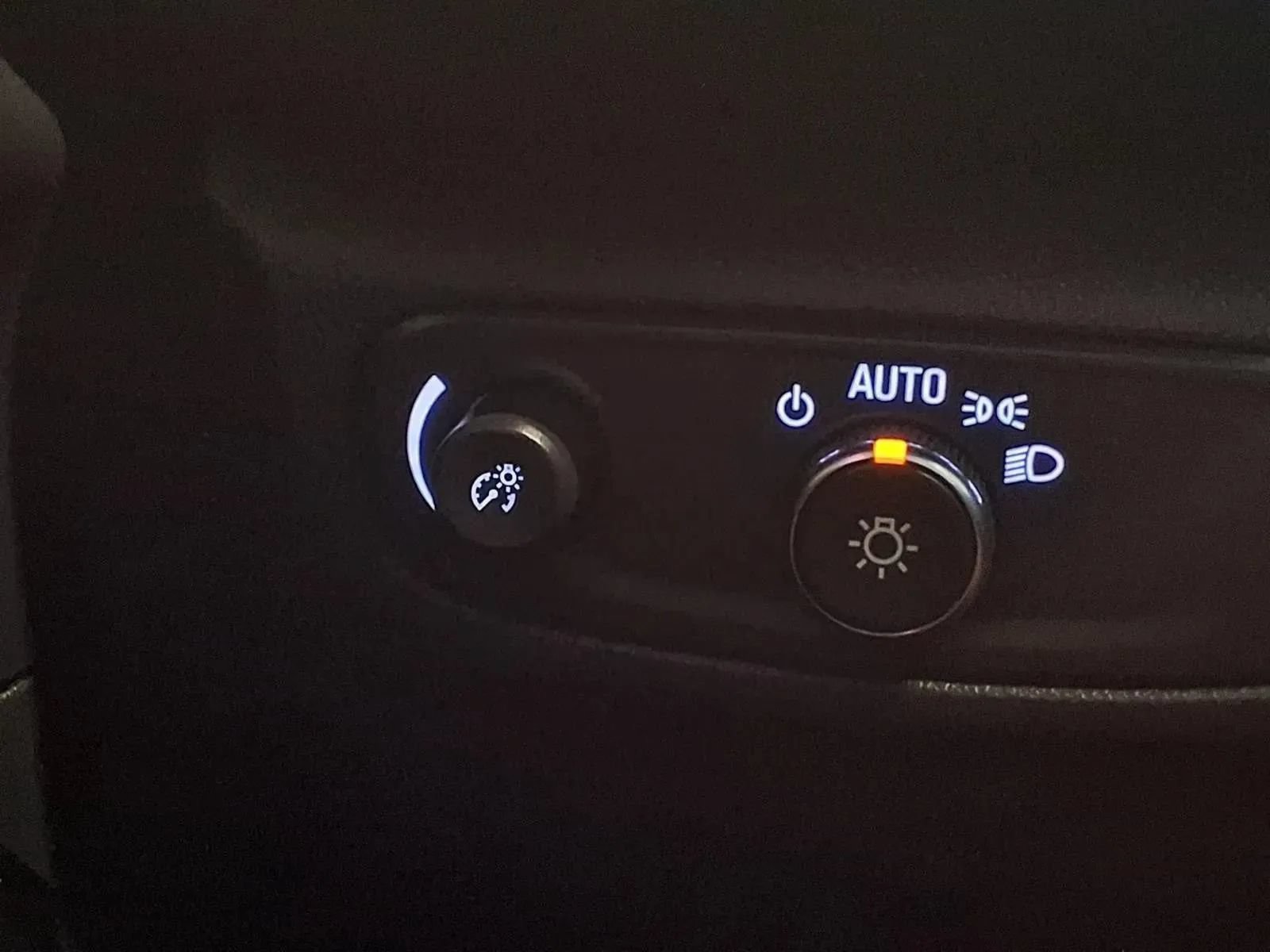 Used 2021 Chevrolet TrailBlazer LS AWD/4WD image 28