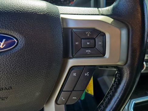 Used 2022 Ford F250 Lariat image 23