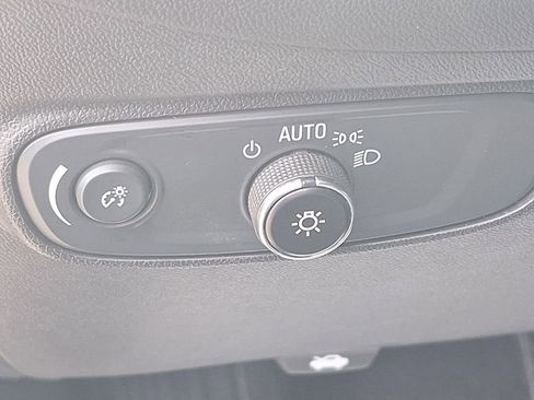 Certified 2024 Chevrolet Equinox RS image 33