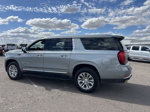 Certified 2025 GMC Yukon XL Denali image 3