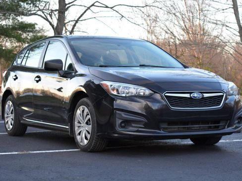 Used 2018 Subaru Impreza 2.0i AWD/4WD image 3