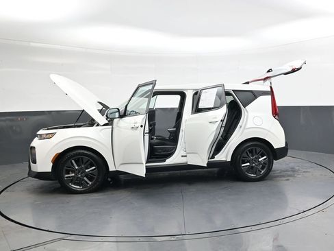 Used 2021 Kia Soul EX image 41