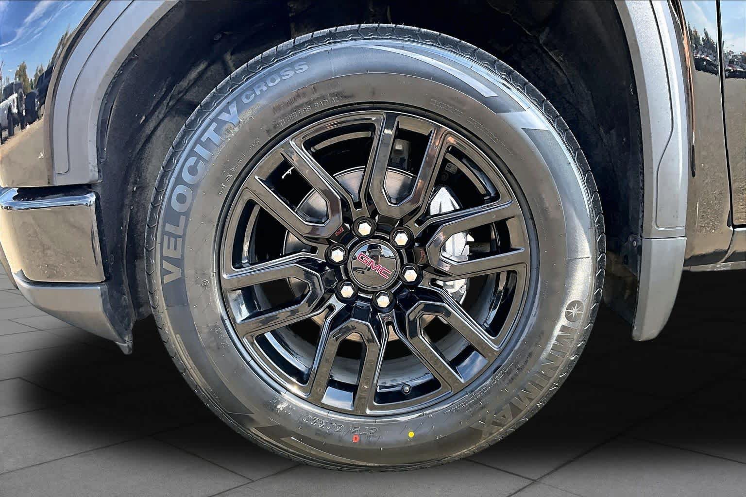 Used 2023 GMC Sierra 1500 Elevation RWD image 10