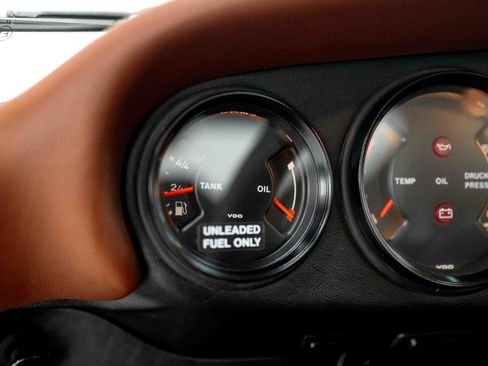 Used 1989 Porsche 911 Carrera RWD image 74