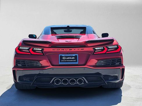 Used 2023 Chevrolet Corvette Z06 RWD image 4