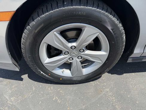 Used 2019 Honda Odyssey EX-L image 8