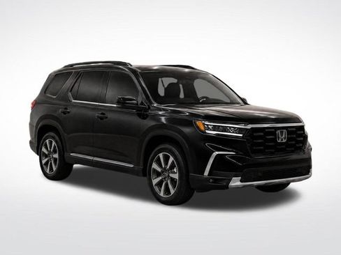 Used 2025 Honda Pilot Elite image 1