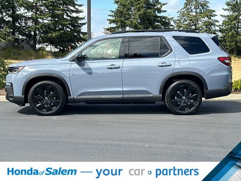 New 2026 Honda Pilot Black Edition image 5