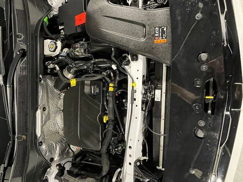 Used 2025 Chevrolet Trax ACTIV FWD image 40