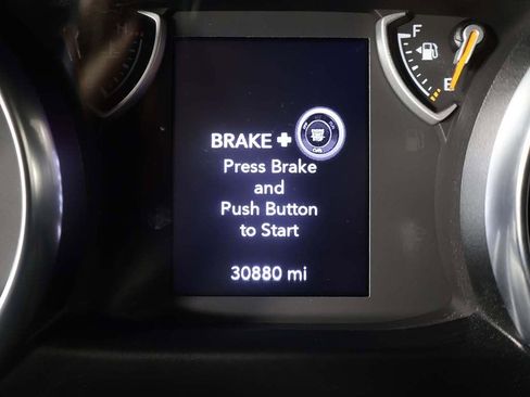 Used 2022 Jeep Wrangler Unlimited Sport image 31