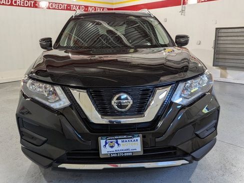 Used 2019 Nissan Rogue S w/ Special Edition Package image 2