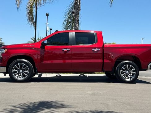 Used 2024 Chevrolet Silverado 1500 LT RWD image 7