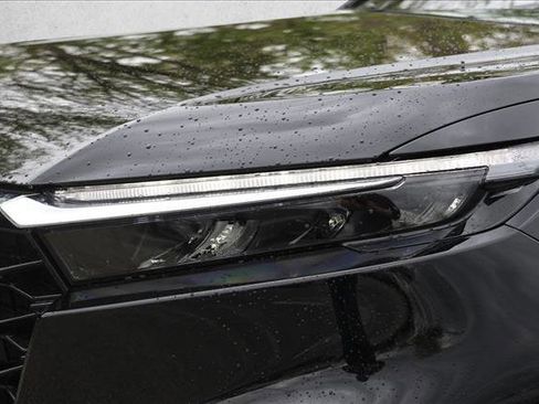 Used 2026 Honda CR-V EX-L image 10