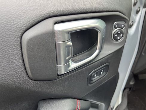 Used 2023 Jeep Gladiator Rubicon w/ Cold Weather Group image 30