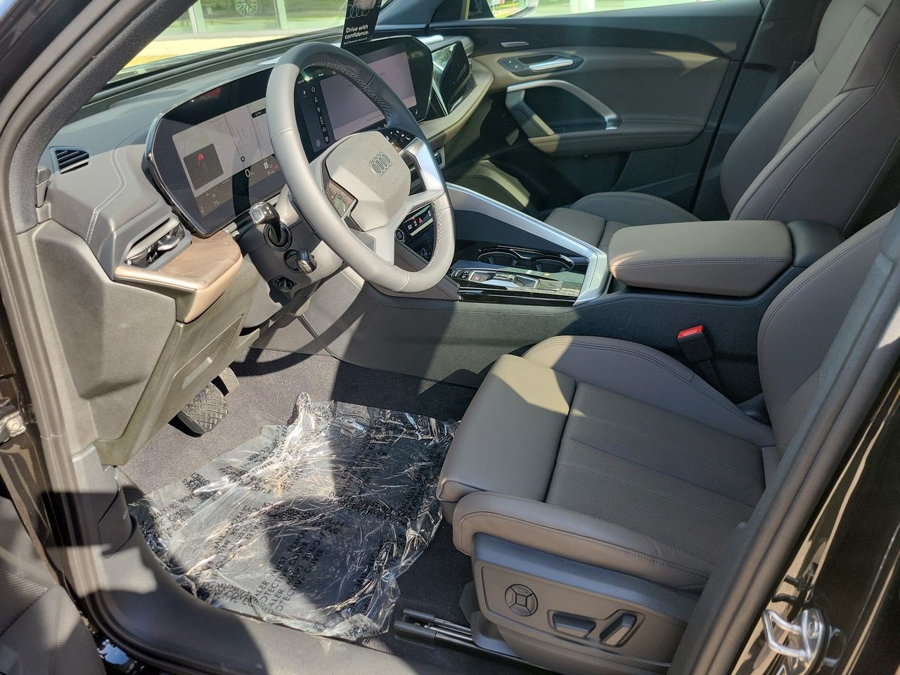 New 2026 Audi Q5 Premium Plus AWD/4WD image 2