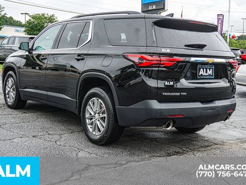 Used 2023 Chevrolet Traverse LT AWD/4WD image 7