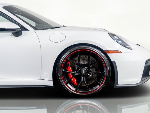 Used 2022 Porsche 911 GT3 image 6