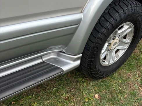 Used 2000 Toyota 4Runner Limited image 36