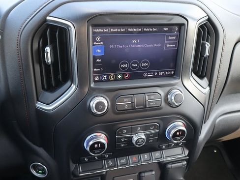 Used 2021 GMC Sierra 1500 AT4 image 32