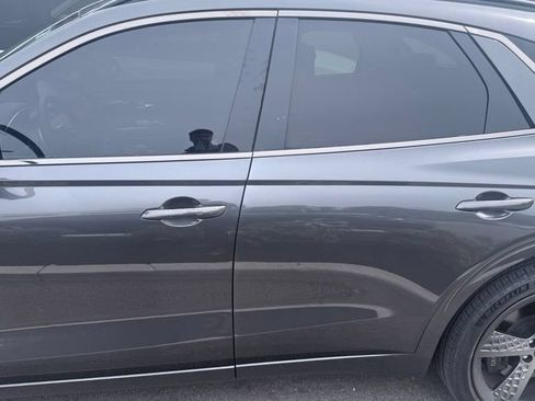 Used 2023 Genesis GV70 2.5T w/ Sport Prestige Package AWD/4WD image 19
