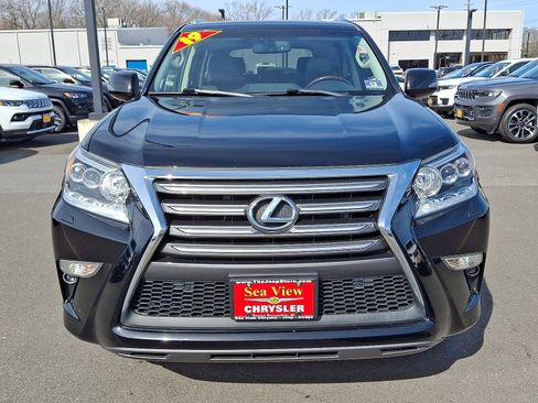Used 2019 Lexus GX 460 Premium image 2