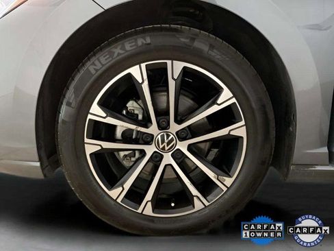 Used 2025 Volkswagen Jetta Sport image 25