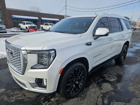 Used 2022 GMC Yukon Denali image 3