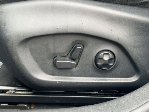 Used 2019 Jeep Compass Limited image 19