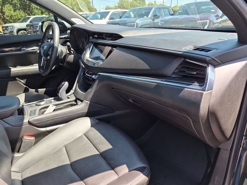 Used 2021 Cadillac XT5 Premium Luxury FWD image 42