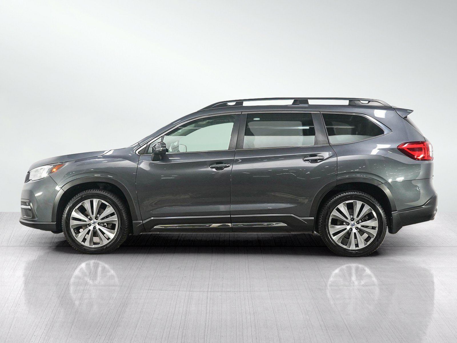 Used 2020 Subaru Ascent Limited w/ Popular Package #2A AWD/4WD image 2